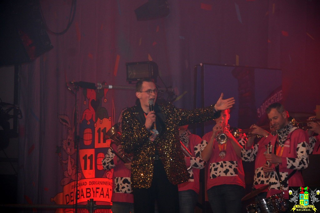 ../Images/Opwarmbal jeugd - Robin de Graaf 001.jpg